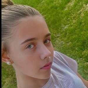 Rimka Нескажу, 19 лет