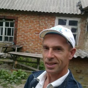 ОЛЕГ МОСТОВИЙ, 52 года