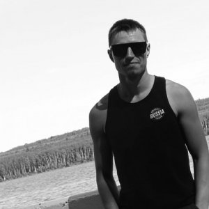 Виктор , 28 лет