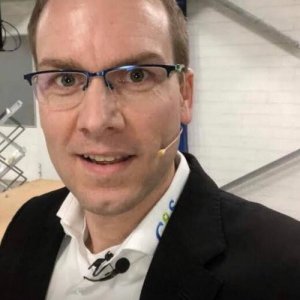 Gilbertshilling70 Gilbert, 52 года
