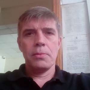 Антон , 49 лет