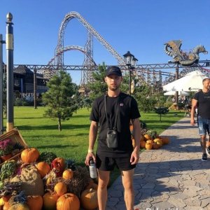 Саша , 24 года