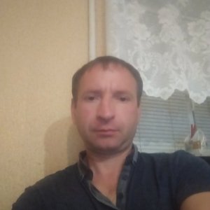 Саша , 43 года