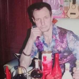 Alexs Corribo Alexs, 52 года