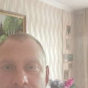 Andrei , 41 год