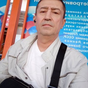 Александр , 42 года
