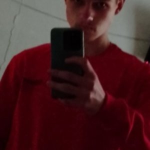 Андрей , 18 лет