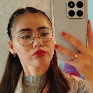 Жаннұр , 19 лет