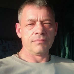 Виктор , 45 лет