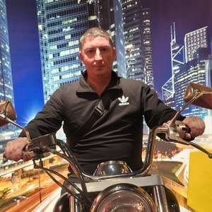 Виталий , 41 год