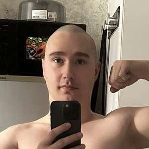 Денис , 22 года