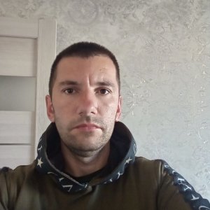 Виталий , 44 года