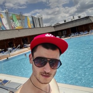 Юрий , 32 года