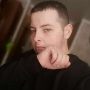 Антон , 20 лет