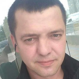 Олег , 44 года