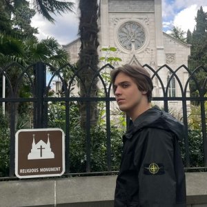 Илья , 20 лет