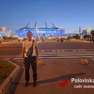 Игорь 4rrty s dsgh, 42 года