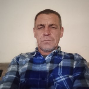 Виктор , 49 лет