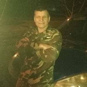 Павел , 48 лет