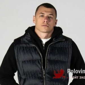 Арсений , 27 лет