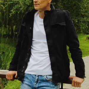 Миша , 42 года