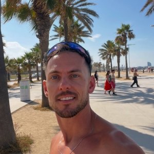 Максим , 37 лет