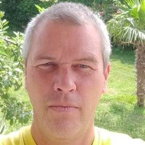 Станислав , 51 год