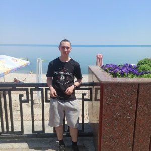 Олег , 19 лет