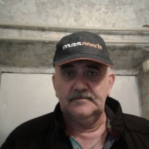 Михаил , 63 года