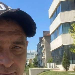 Виталик , 47 лет