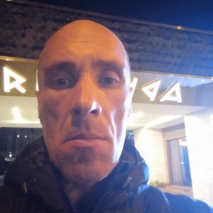 Виталик , 44 года