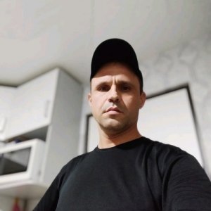 Віталій , 42 года