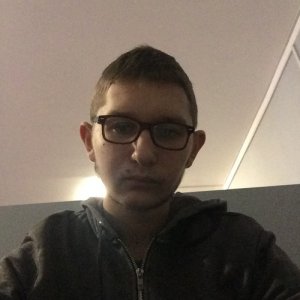 Женя , 19 лет