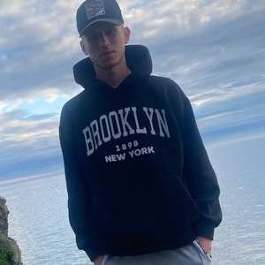 Павел , 23 года