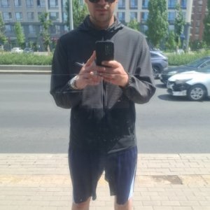 Артем , 33 года