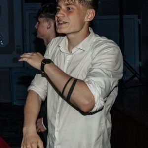 Матвей , 18 лет