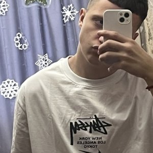 Стас , 19 лет