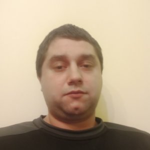 Михайло , 33 года