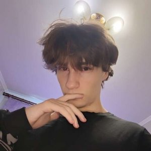 Иван , 18 лет