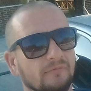 Михаил , 37 лет