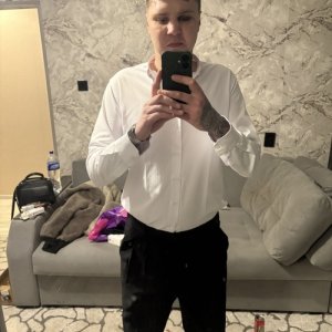 Павел , 27 лет