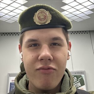 Ярик , 18 лет