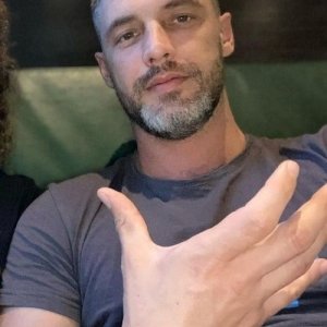 Максим , 37 лет