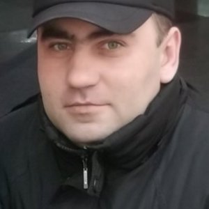 Юрій , 47 лет