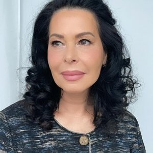 Марина , 57 лет