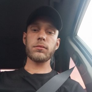 Олег , 25 лет