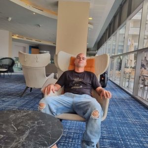 Октавиан , 37 лет