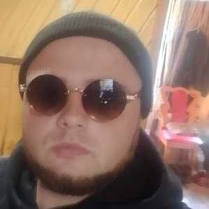 Максим , 25 лет