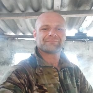 Тема , 40 лет