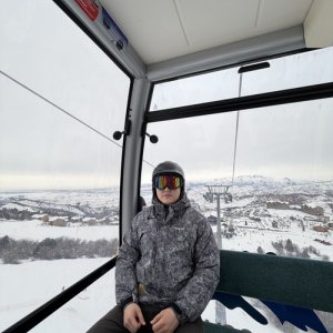 Али Нуралиов, 23 года